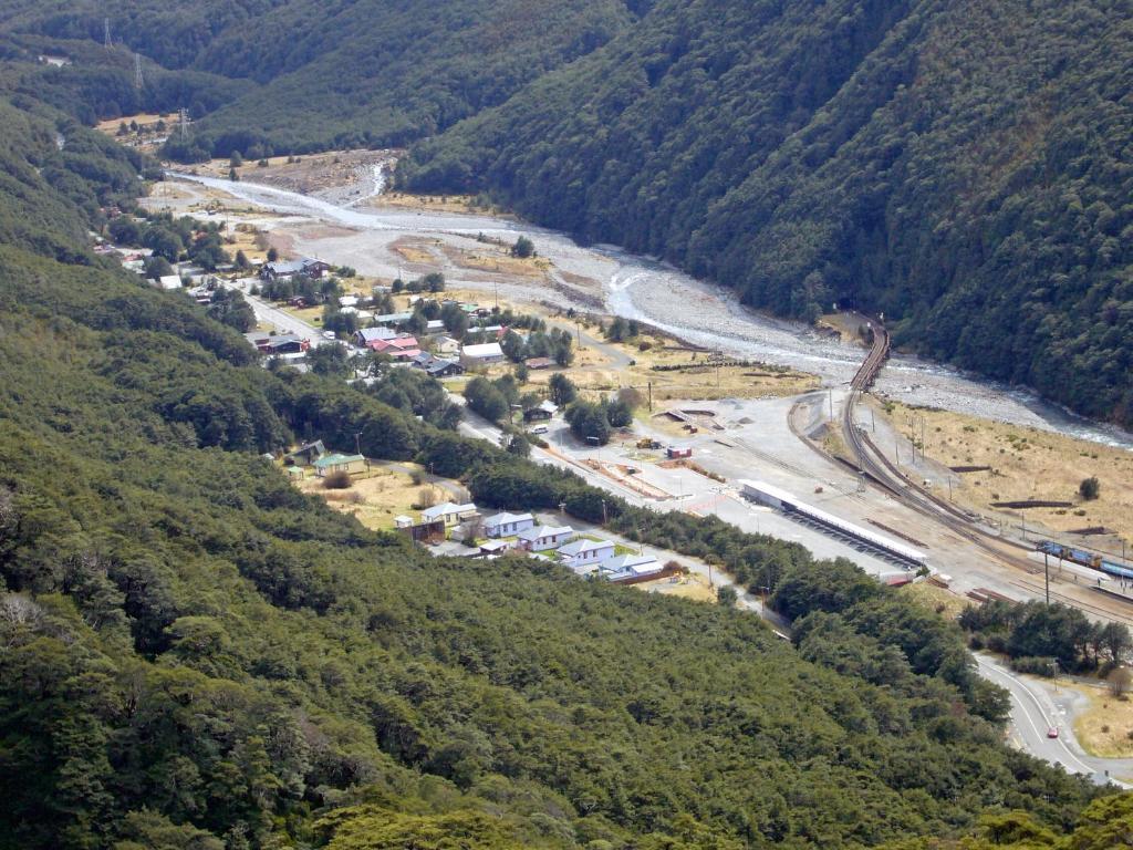 Arthur'S Pass Alpine Motel Exterior photo
